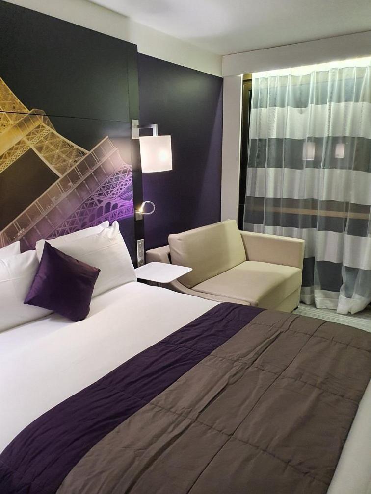 Hotel Infinity International Near Igi Airport Új-Delhi Kültér fotó