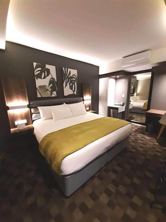 Hotel Infinity International Near Igi Airport Új-Delhi Kültér fotó
