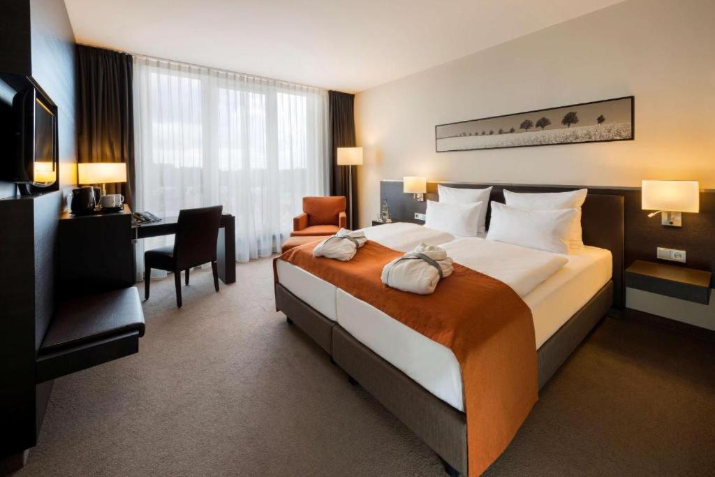 Hotel Infinity International Near Igi Airport Új-Delhi Kültér fotó